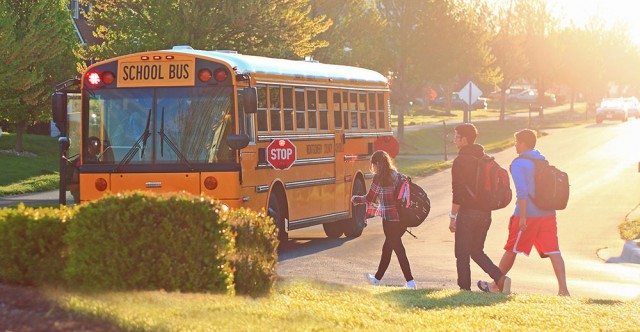 Students going to school bus. Photo 40321643 © Luckydoor | Dreamstime.com